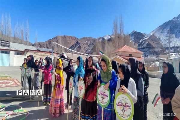 برگزاری المپیاد ورزشی درون مدرسه‌ای در بلده