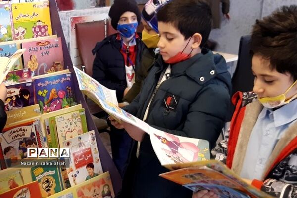 فعالیت‌های کتابخوانی در دبستان ارشاد رودهن