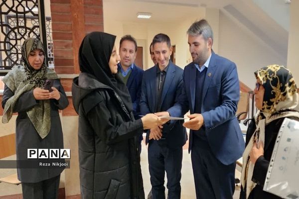 حضور بانوی مدرسه‌های ایران در ناحیه یک بهارستان