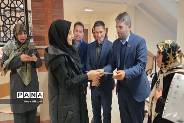 حضور بانوی مدرسه‌های ایران در ناحیه یک بهارستان