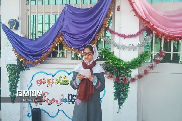 برگزاری اعیاد شعبانیه در مدارس رودهن