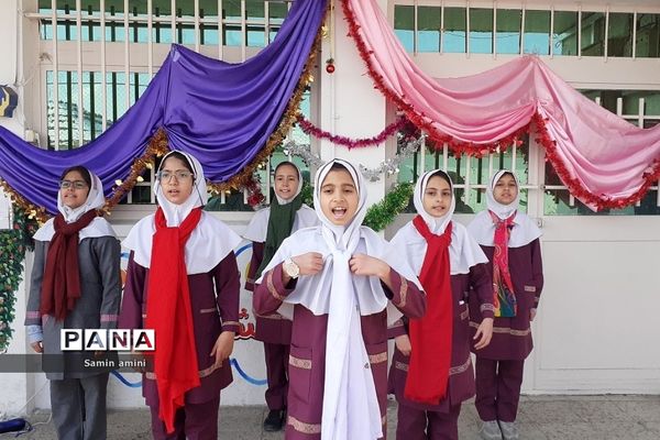 برگزاری اعیاد شعبانیه در مدارس رودهن