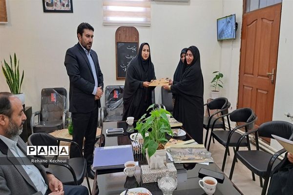 جلسه انجمن و اولیا شهر جوادآباد