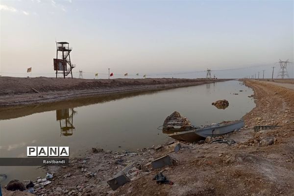 بازدید دانش‌آموزان منطقه ۱۳ از یادمان شلمچه