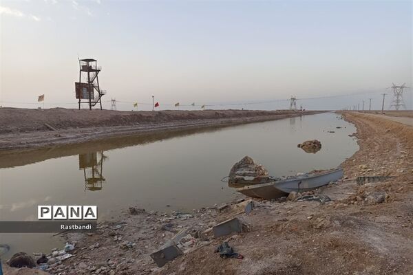 بازدید دانش‌آموزان منطقه ۱۳ از یادمان شلمچه