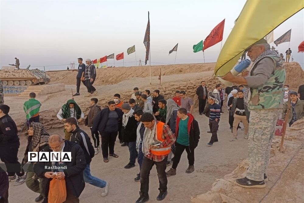 بازدید دانش‌آموزان منطقه ۱۳ از یادمان شلمچه