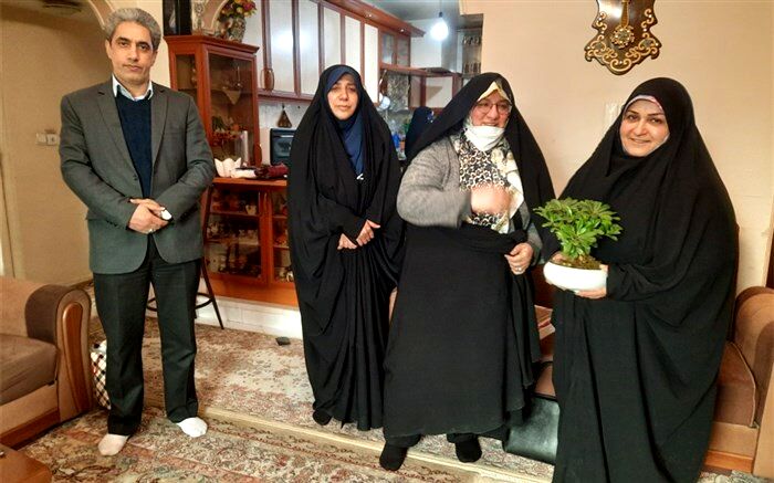 دیدار با خانواده شهید مدافع حرم؛ اکبر ملکشاهی