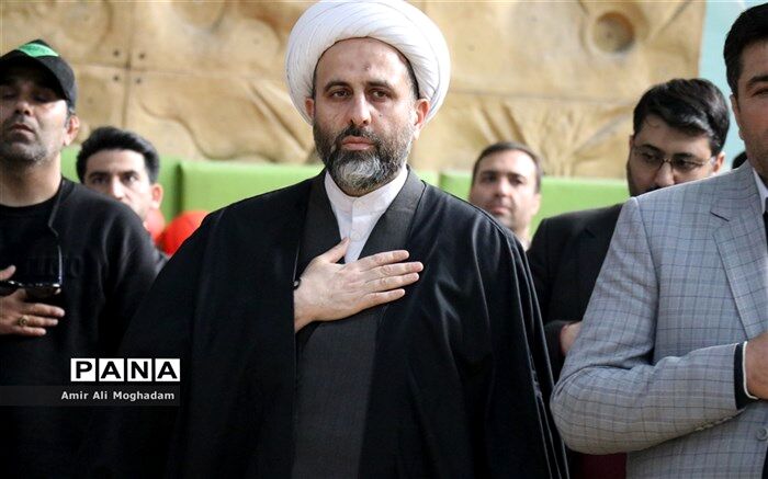 تاریخ کشور ما مزین به افتخارات بسیار دانش‌آموزی است