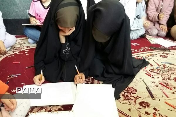 پرچم گردانی در نماز جمعه ملارد