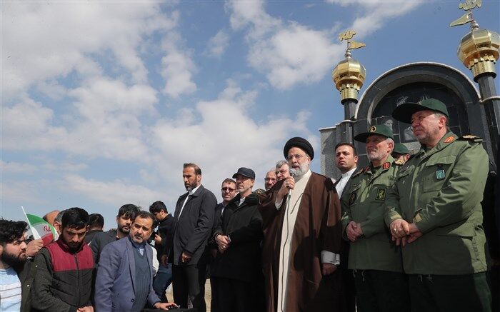 وجب به وجب ایران اسلامی شاهد از خودگذشتگی پاسداران و نیروهای مسلح کشور است