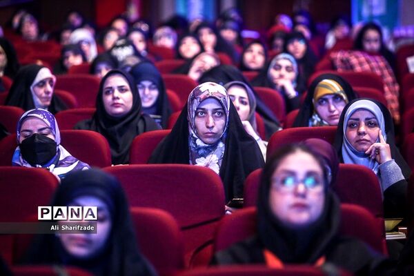 چهاردهمین رویداد نوآوری‌های آموزشی چهارسوق