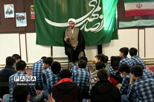 جشن میلاد سرداران کربلا و اعیاد شعبانیه در دبیرستان شهید بهشتی رودهن