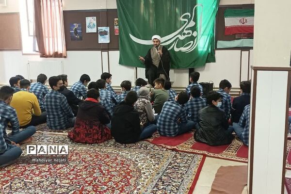 جشن میلاد سرداران کربلا و اعیاد شعبانیه در دبیرستان شهید بهشتی رودهن