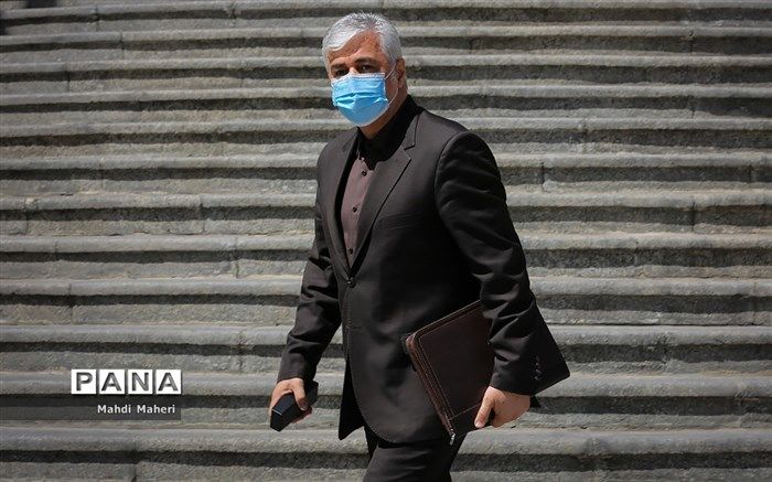 وزیر ورزش به تهران منتقل می‌شود