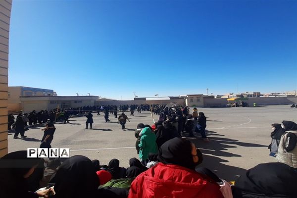 برگزاری مسابقه والیبال در  آموزشگاه منتصرین شاهد شهرستان ورامین