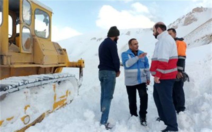 بازدید مدیرکل مدیریت بحران استان اصفهان و  فرماندار از روند امدادرسانی در فریدونشهر/ فیلم