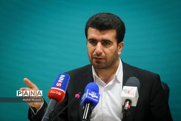 نشست خبری معاون برنامه‌ریزی و توسعه منابع وزرات آموزش و پرورش