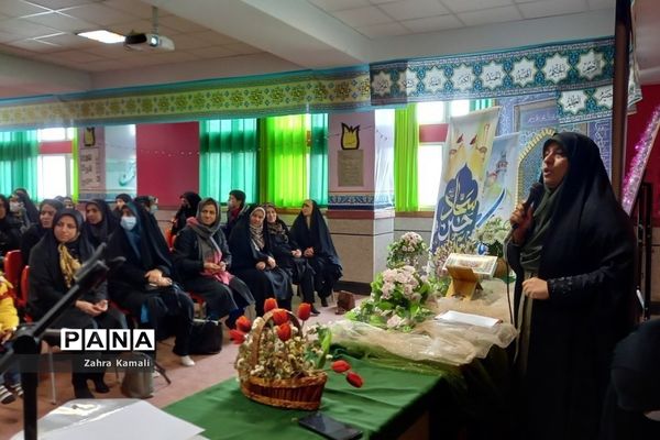 برگزاری مراسم تقدیر و تجلیل از دانش‌آموزان ممتاز در مدرسه شاهد طیبه شهریار