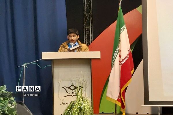 بدرقه دانش‌آموزان زیارت اولی شهر تهران