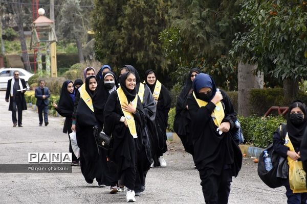 اعزام دانش‌آموزان مازندران به مشهد مقدس