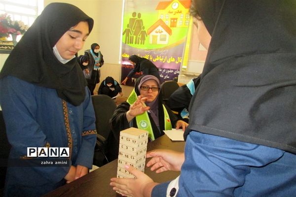 برگزاری مسابقات بازی‌های فکری سرگرمی رویش در شهرستان سروستان