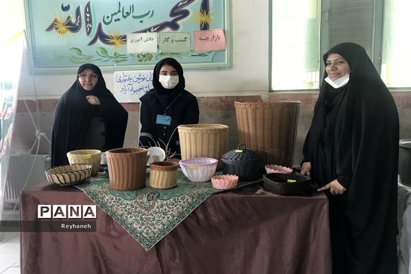 بازارچه کسب و کار دانش‌آموزی در جوادآباد