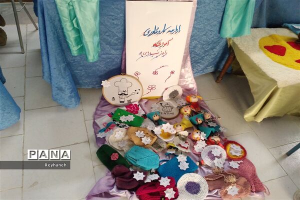 بازارچه کسب و کار دانش‌آموزی در جوادآباد