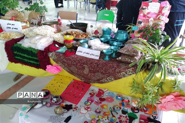 بازارچه کسب و کار دانش‌آموزی در جوادآباد