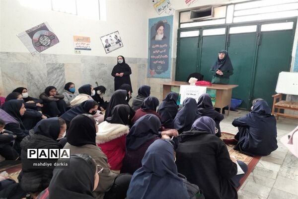 دومین اردوی آمادگی دفاعی دانش‌آموزان دختر دبیرستانی ناحیه 3 شیراز