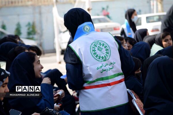 برگزاری جشن اعیاد شعبانیه در دبیرستان دخترانه فرهنگیان خرم آباد