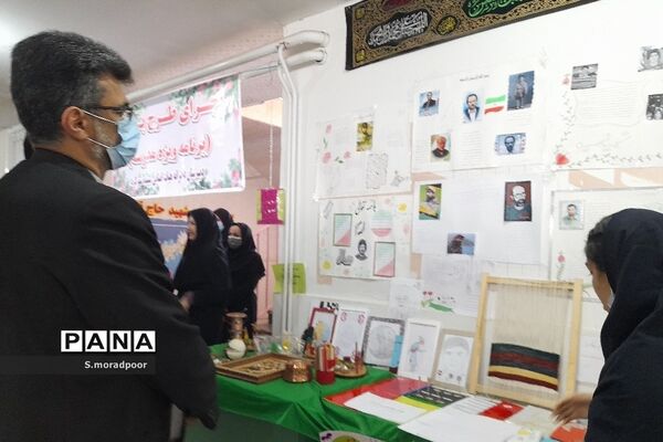 برگزاری نمایشگاه دست‌سازه‌های دانش‌آموزی در شهرکرد