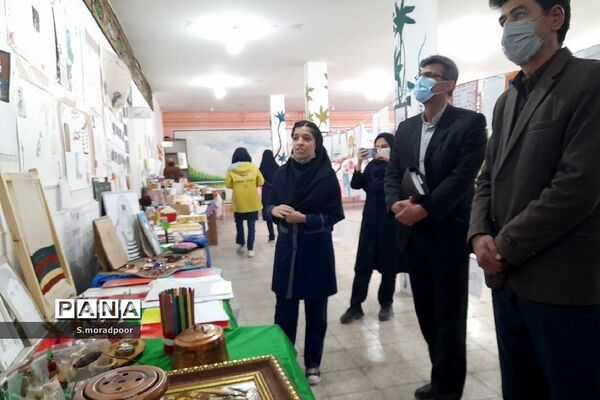 برگزاری نمایشگاه دست‌سازه‌های دانش‌آموزی در شهرکرد
