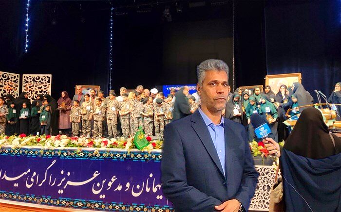 یکی از موضوعات بسیار اساسی در آموزش و پرورش، بحث اخلاقی و تربیتی است