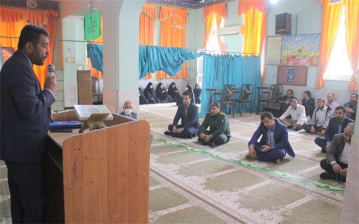 جانبازان ، معلمان بزرگ مدرسه ایثار و وفاداری هستند