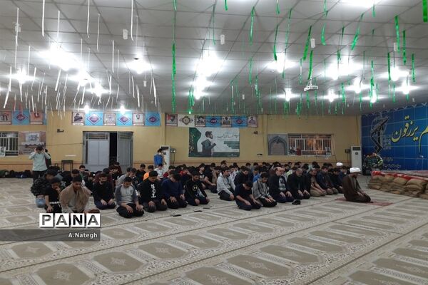 کاروان راهیان نور دانش‌آموزان منطقه ۱۵ تهران