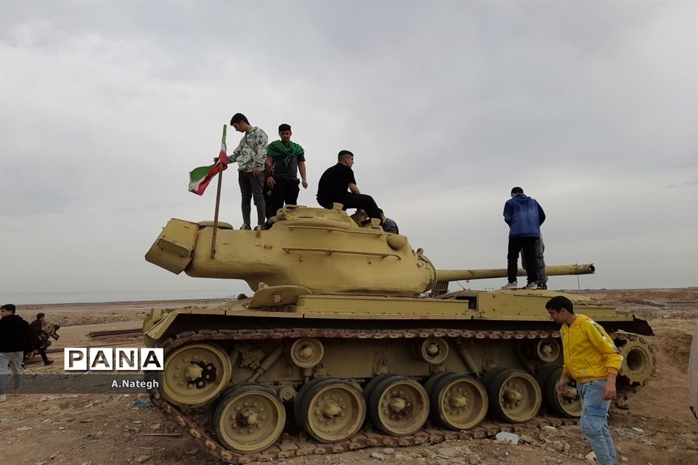 کاروان راهیان نور دانش‌آموزان منطقه ۱۵ تهران