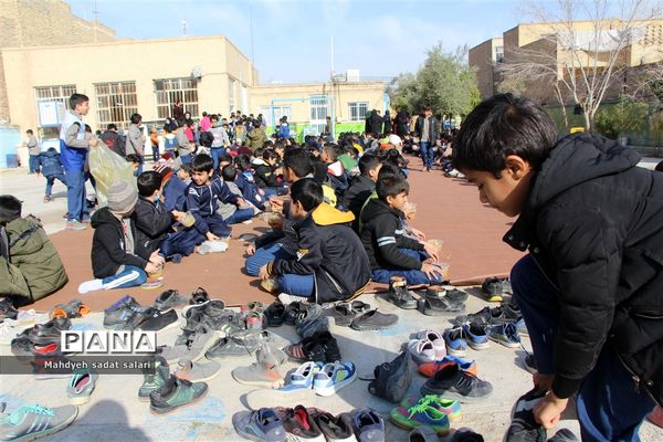 جشن اعیاد شعبانیه در دبستان پسرانه پاسدارن ناحیه یک یزد