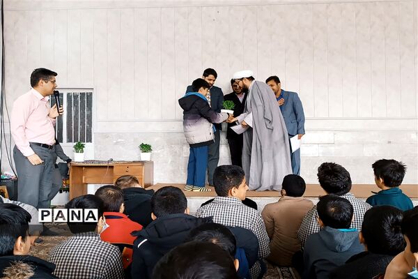 جشن اعیاد شعبانیه در دبستان پسرانه پاسدارن ناحیه یک یزد