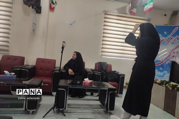 کارگاه پیشگیری از خودکشی و راهکارهای مداخله‌ای در آموزش و پرورش رودهن