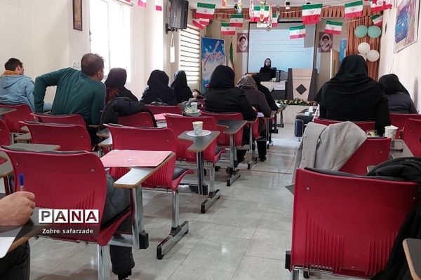 کارگاه پیشگیری از خودکشی و راهکارهای مداخله‌ای در آموزش و پرورش رودهن