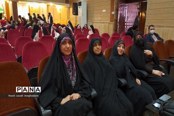 برگزاری دومین دوره سرود فجر ویژه دختران در ملارد