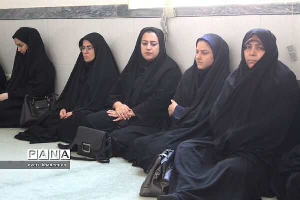 دیدار معاونان و مربیان تربیتی با امام جمعه گلوگاه
