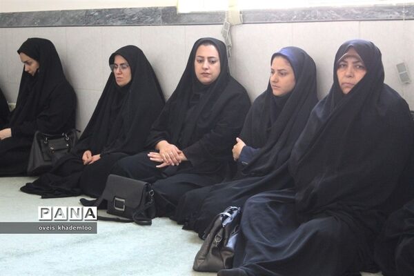 دیدار معاونان و مربیان تربیتی با امام جمعه گلوگاه
