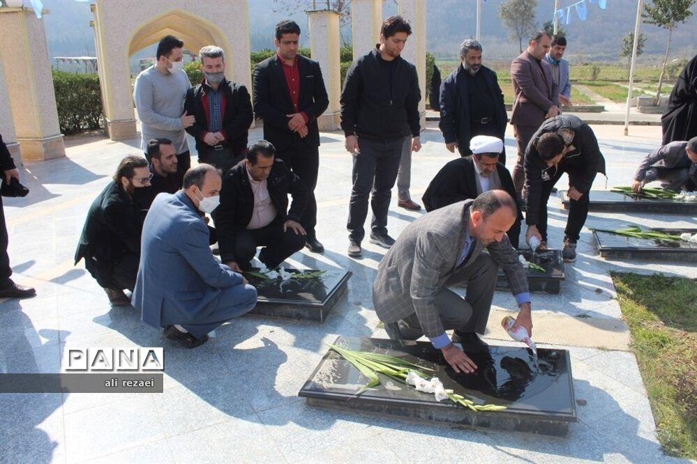 غبارروبی مزار شهدای گمنام گلوگاه در روز امور تربیتی