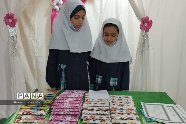 تقدیر از دانش‌آموزان فعال تربیتی و آموزشی در دبستان شهدای کریتون یک  رودهن