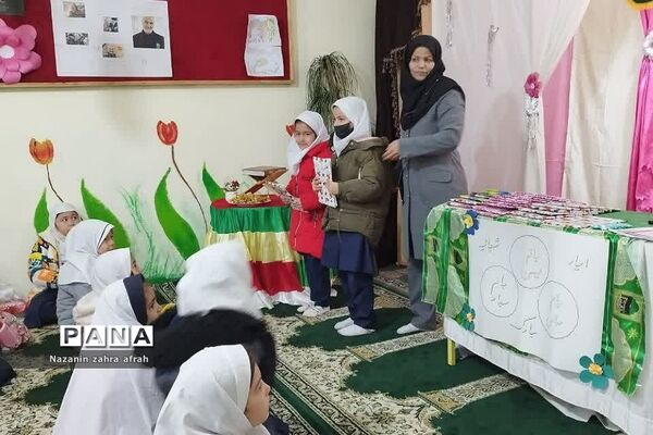 تقدیر از دانش‌آموزان فعال تربیتی و آموزشی در دبستان شهدای کریتون یک  رودهن
