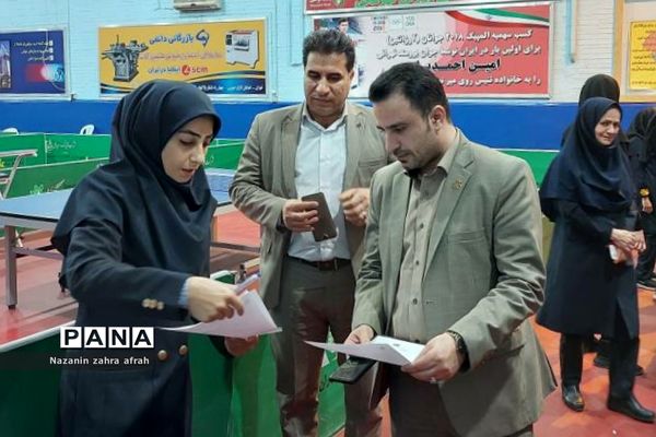 حضور موفق دانش‌آموز خبرنگار دبیرستان فرزانگان رودهن در مسابقات تنیس روی میز مدارس سمپاد استان تهران