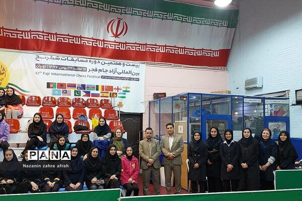 حضور موفق دانش‌آموز خبرنگار دبیرستان فرزانگان رودهن در مسابقات تنیس روی میز مدارس سمپاد استان تهران