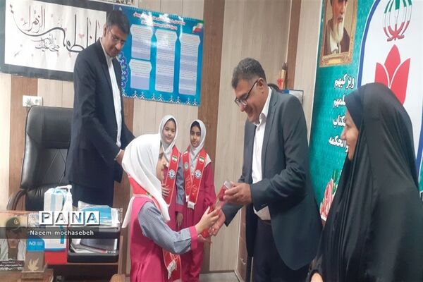 تقدیر از همکاران حوزه پرورشی در سالروز گرامیداشت روز امور تربیتی در شهرستان شادگان