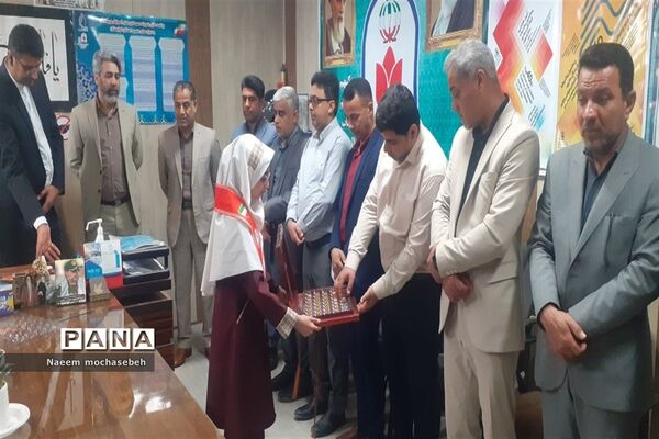تقدیر از همکاران حوزه پرورشی در سالروز گرامیداشت روز امور تربیتی در شهرستان شادگان